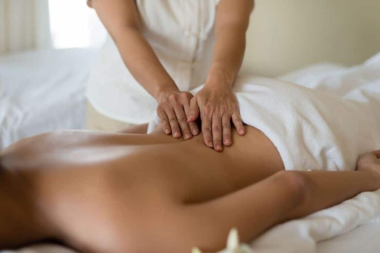 Massage Parlour in Goverdhan Villas Udaipur – Beautiful and Trained Masseur 7568859314