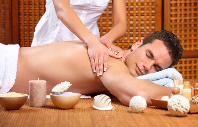 Body Massage Parlour in Khar Mumbai Book Affordable Massage Now 9324885503